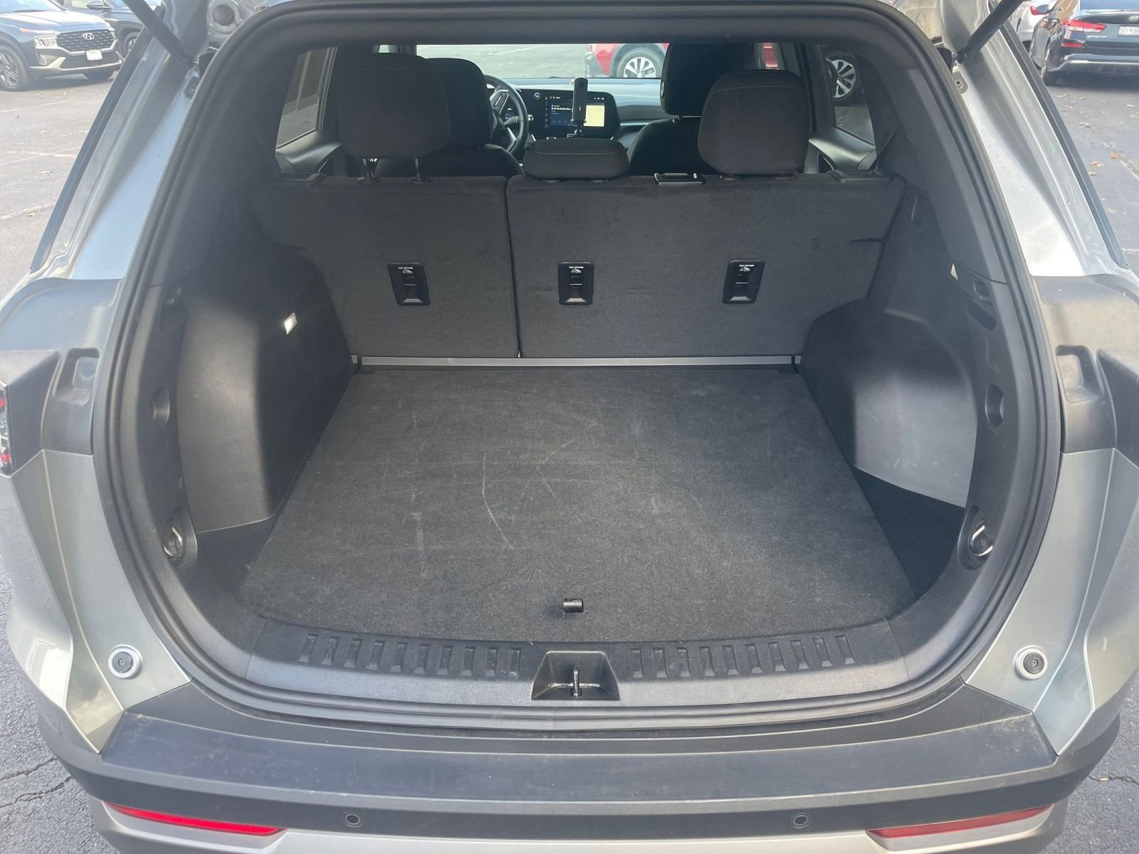 Used 2025 Chevrolet Equinox LT image 27