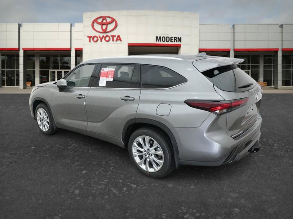 New 2026 Toyota Highlander Limited AWD/4WD image 14