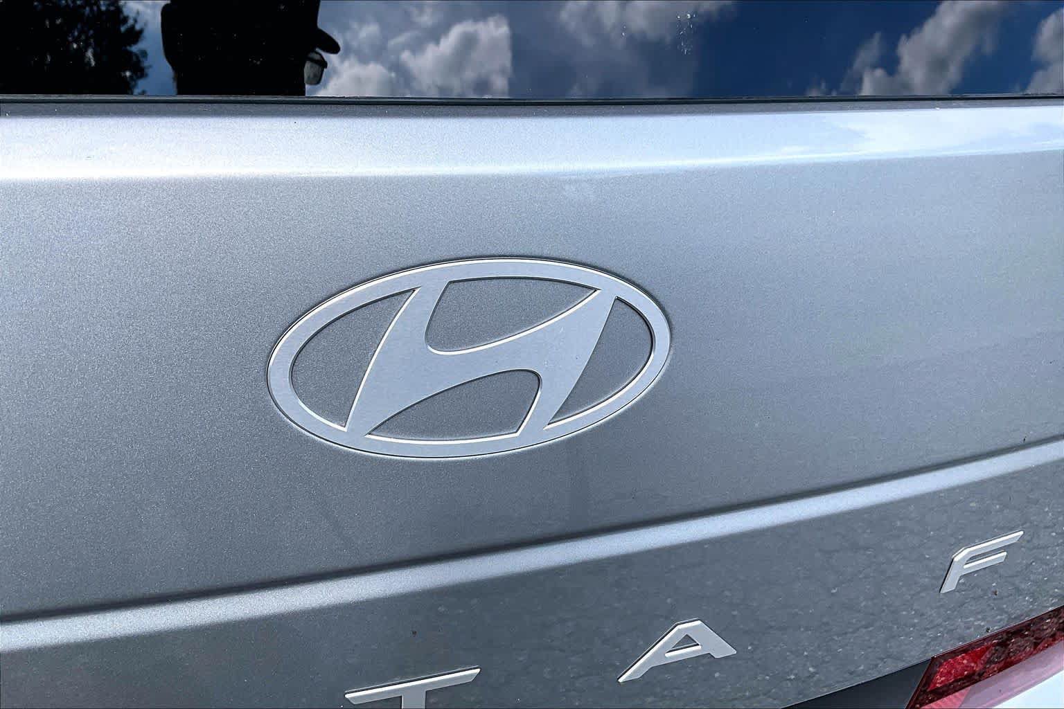 New 2027 Hyundai Santa Fe SEL FWD image 8