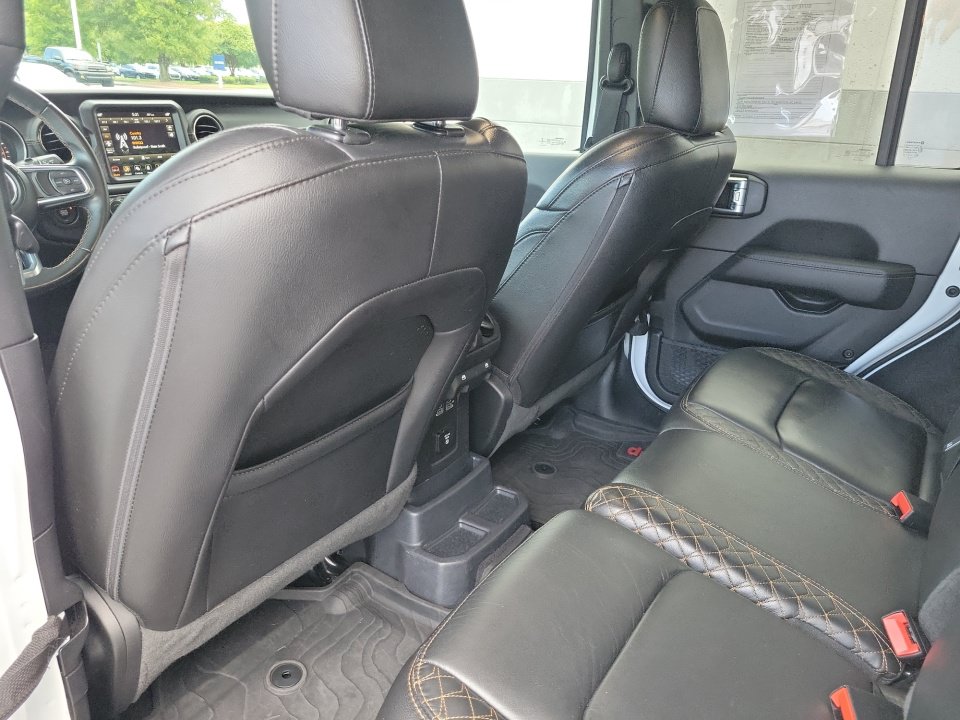Used 2021 Jeep Wrangler Unlimited Sahara AWD/4WD image 34