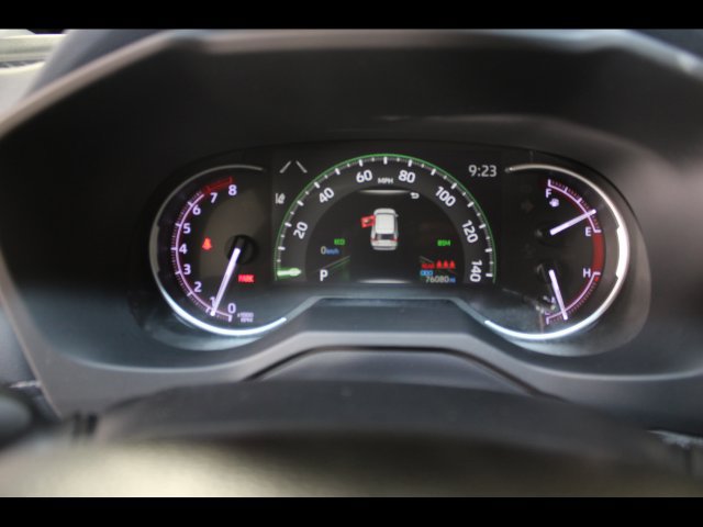 Used 2020 Toyota RAV4 Limited AWD/4WD image 24
