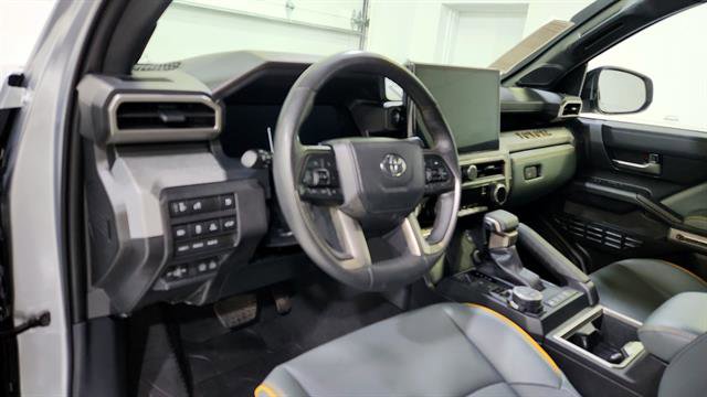 Used 2024 Toyota Tacoma 4x4 Double Cab Hybrid image 10