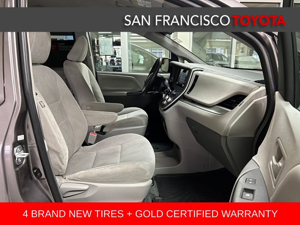 Certified 2020 Toyota Sienna L image 18
