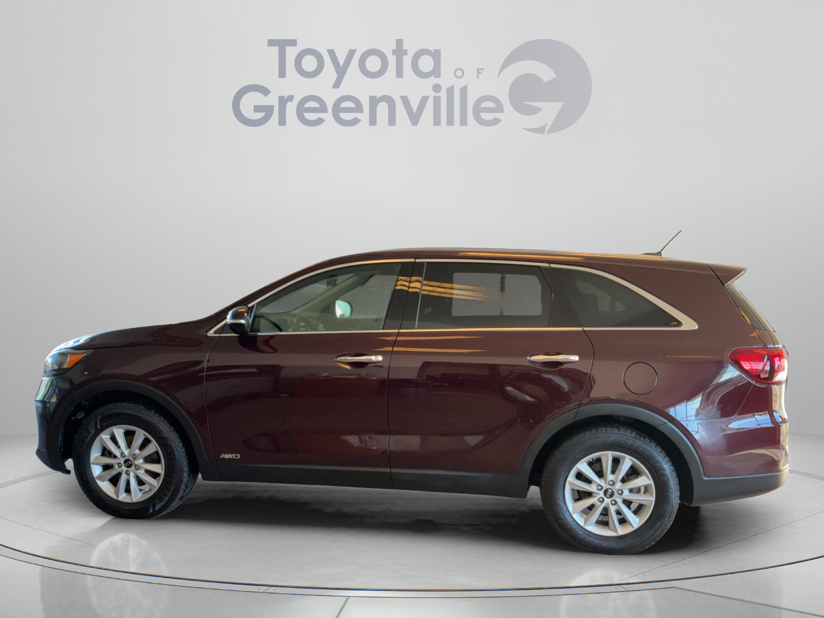 Used 2019 Kia Sorento AWD image 2