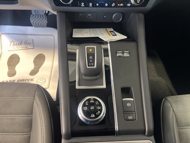 New 2026 Nissan Rogue SL AWD/4WD image 17