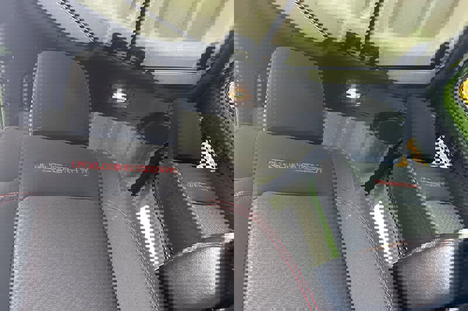 Used 2018 Jeep Wrangler Unlimited Rubicon image 18