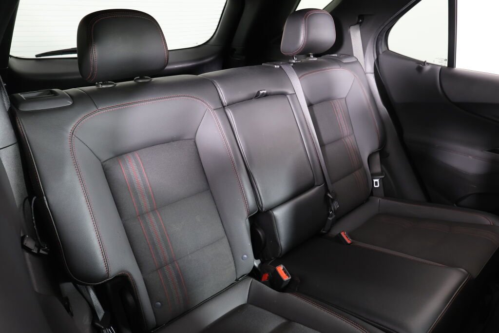 Used 2022 Chevrolet Equinox RS w/ LPO, Floor Liner Package image 21