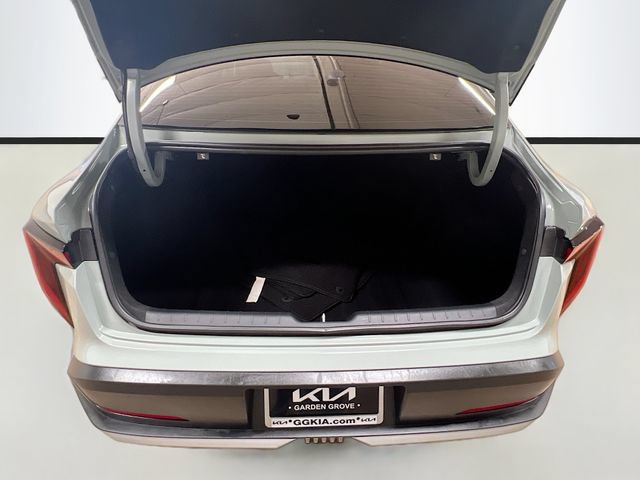 Certified 2025 Kia K4 FWD image 24