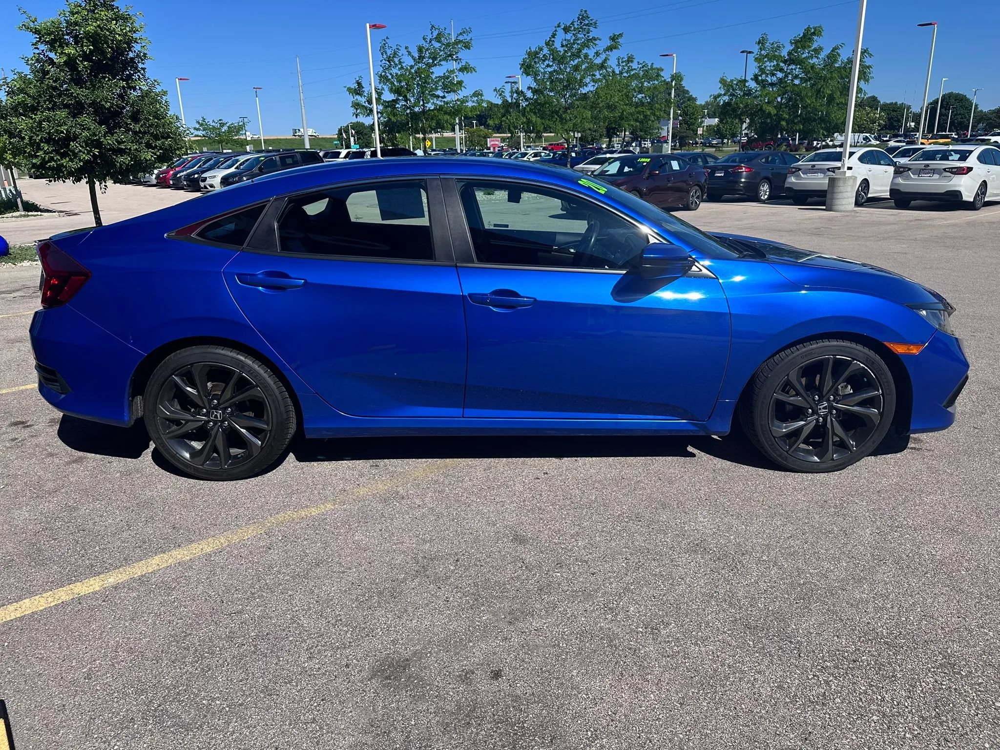 Used 2020 Honda Civic Sport image 4