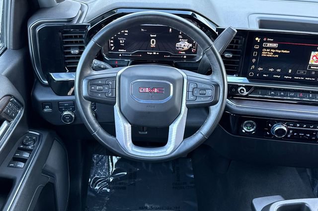 Used 2024 GMC Sierra 1500 SLT AWD/4WD image 16