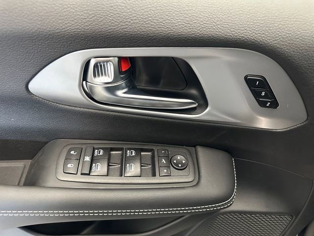 New 2026 Chrysler Pacifica Limited w/ S Appearance Package image 26