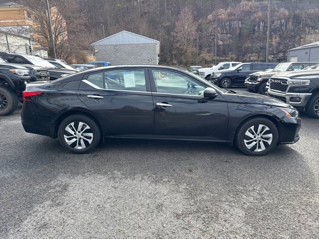 Used 2024 Nissan Altima 2.5 S image 4