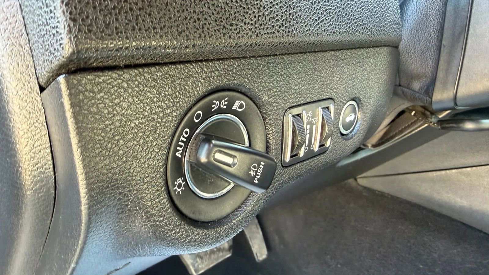 Used 2021 Chrysler 300 S image 25