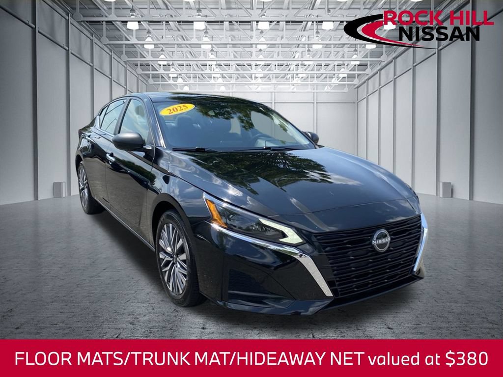 Certified 2025 Nissan Altima 2.5 SV FWD image 1