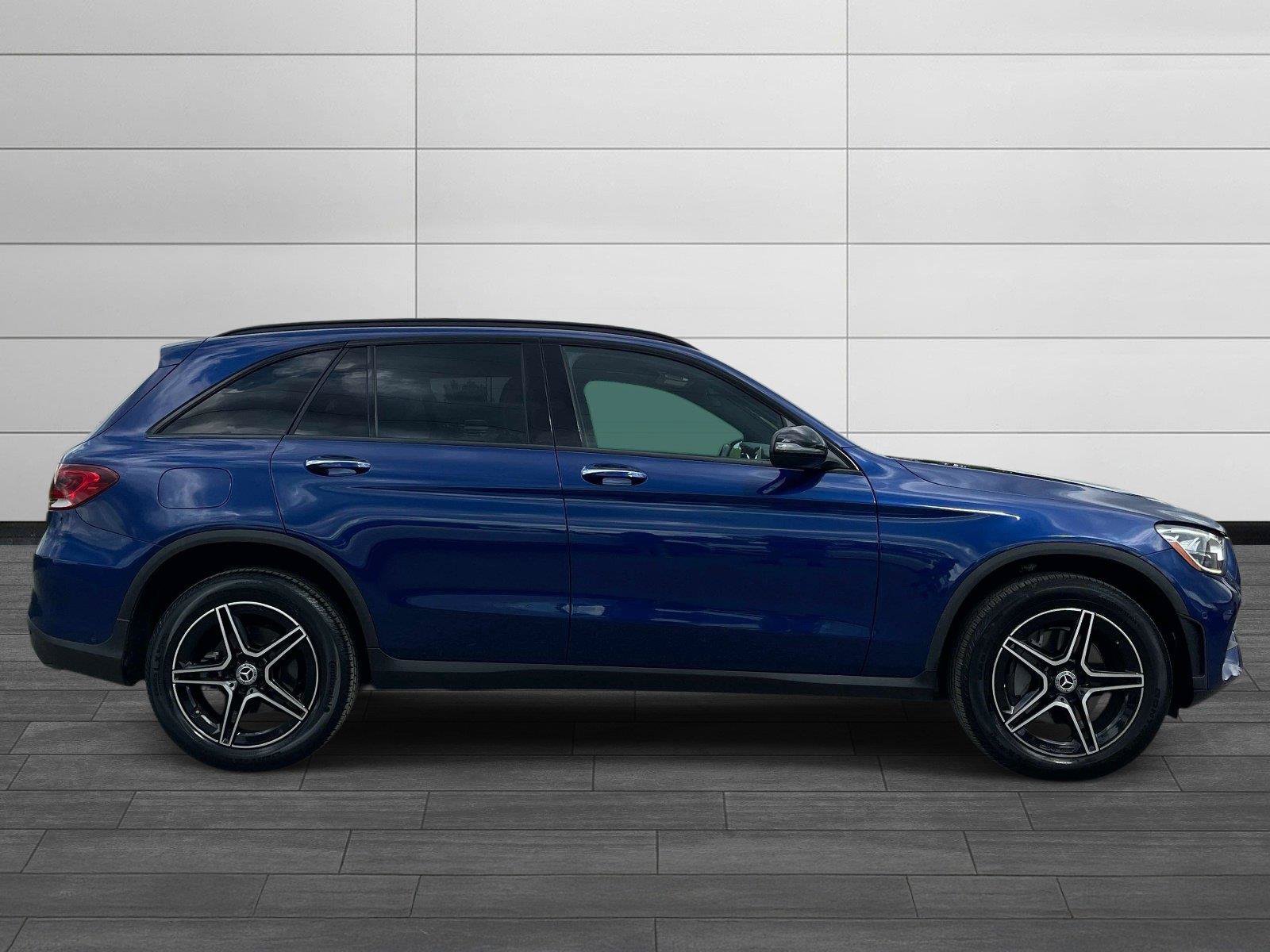 Certified 2021 Mercedes-Benz GLC 300 image 2