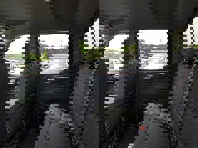 New 2026 GMC Sierra 1500 SLE w/ X31 Off-Road Package image 11