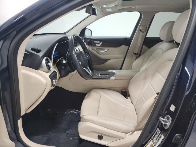 Used 2022 Mercedes-Benz GLC 300 4MATIC image 22