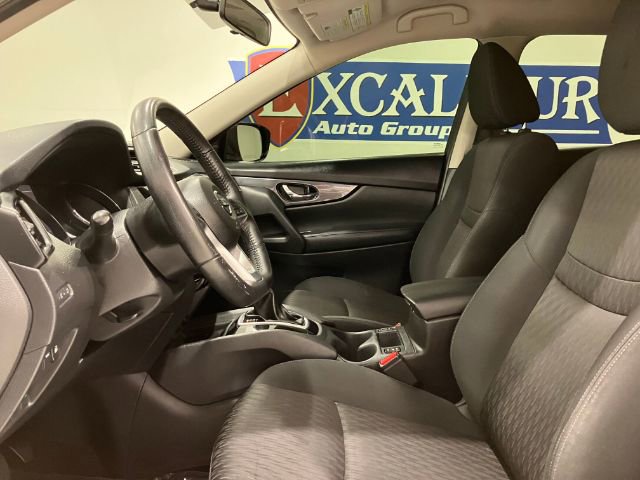Used 2018 Nissan Rogue SV image 21