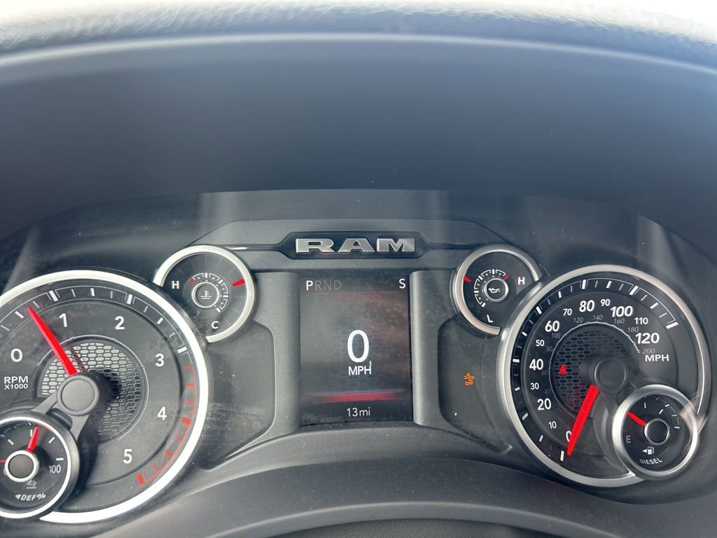 New 2026 RAM 5500 Tradesman w/ Chrome Appearance Group AWD/4WD image 9