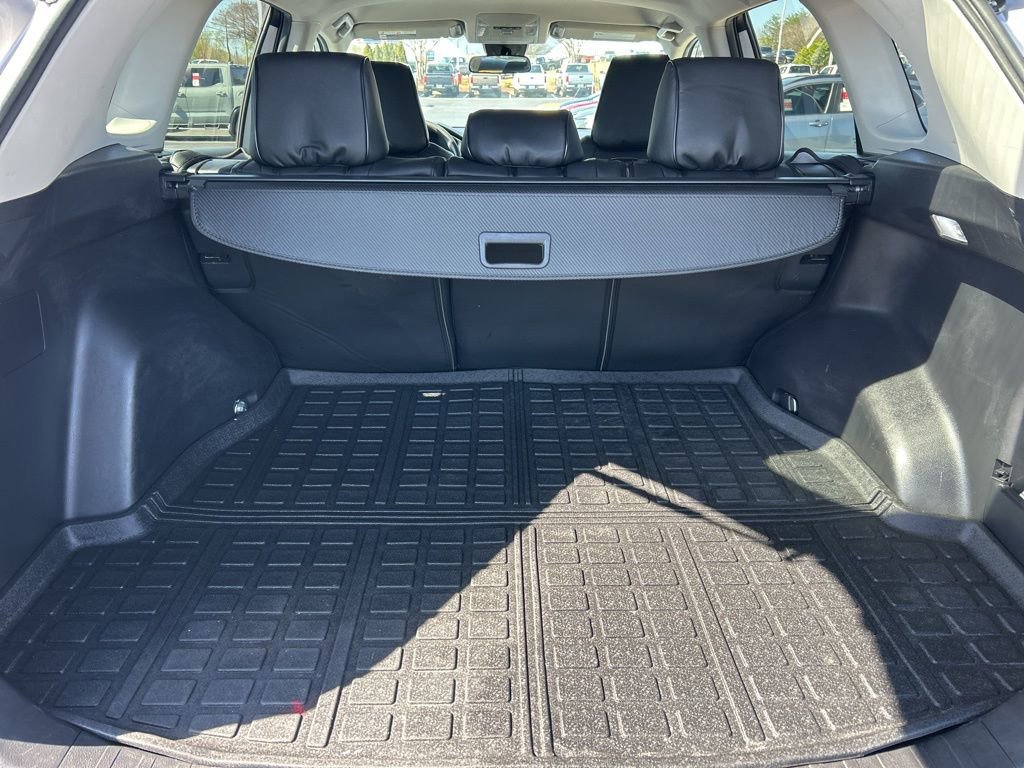 Used 2020 Toyota RAV4 XLE image 15