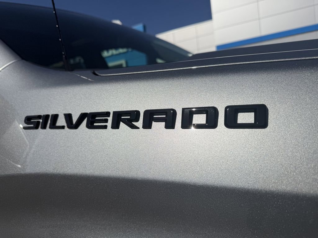 New 2026 Chevrolet Silverado 1500 LTZ w/ LTZ Premium Package RWD image 9