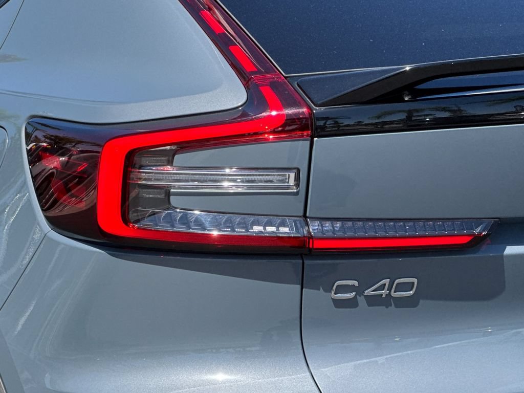 Certified 2023 Volvo C40 P8 Recharge Plus w/ Climate Package AWD/4WD image 25