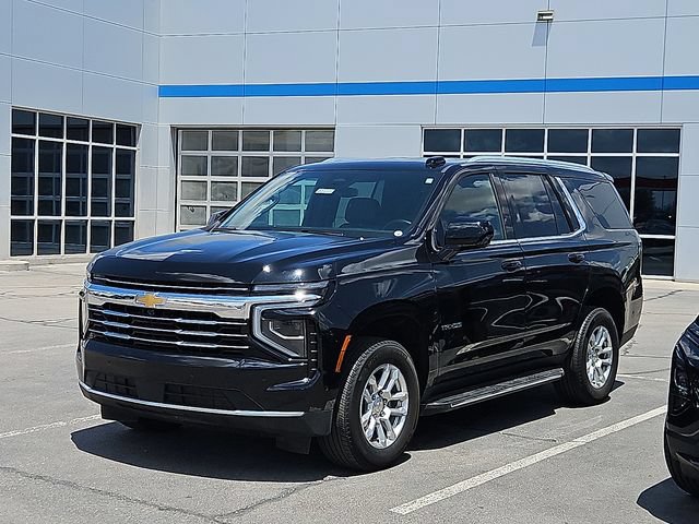 Used 2025 Chevrolet Tahoe LT RWD image 1
