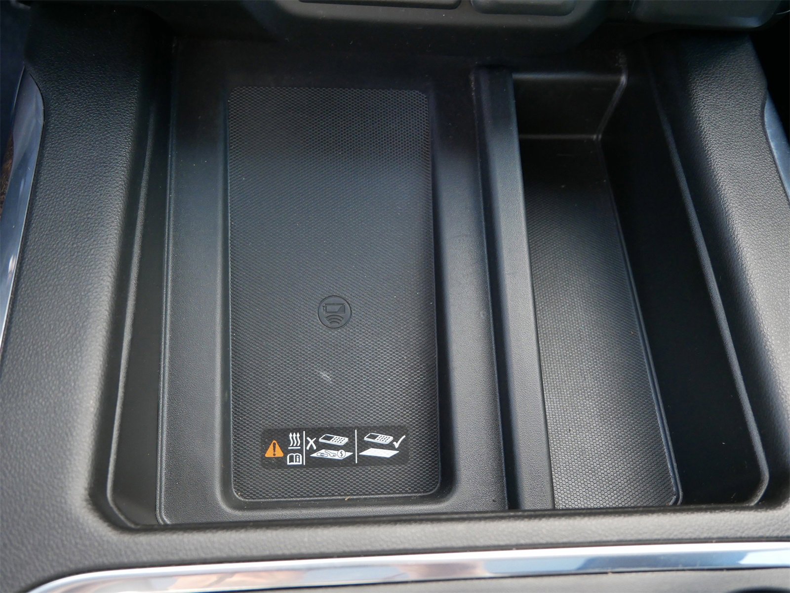 Used 2022 GMC Sierra 3500 Denali w/ Denali Ultimate Package image 20