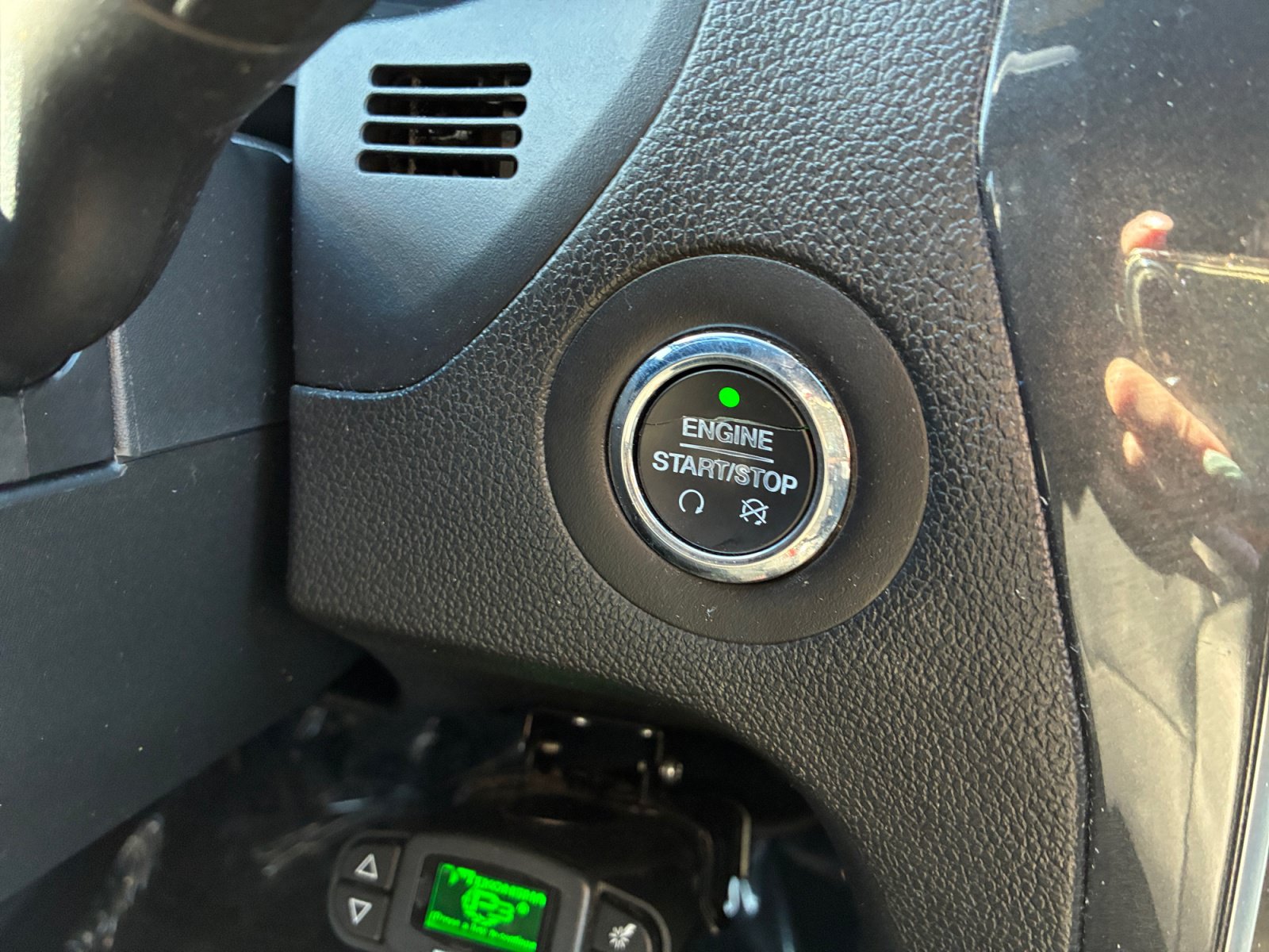 Used 2018 Ford Explorer Sport w/ Equipment Group 401A AWD/4WD image 29