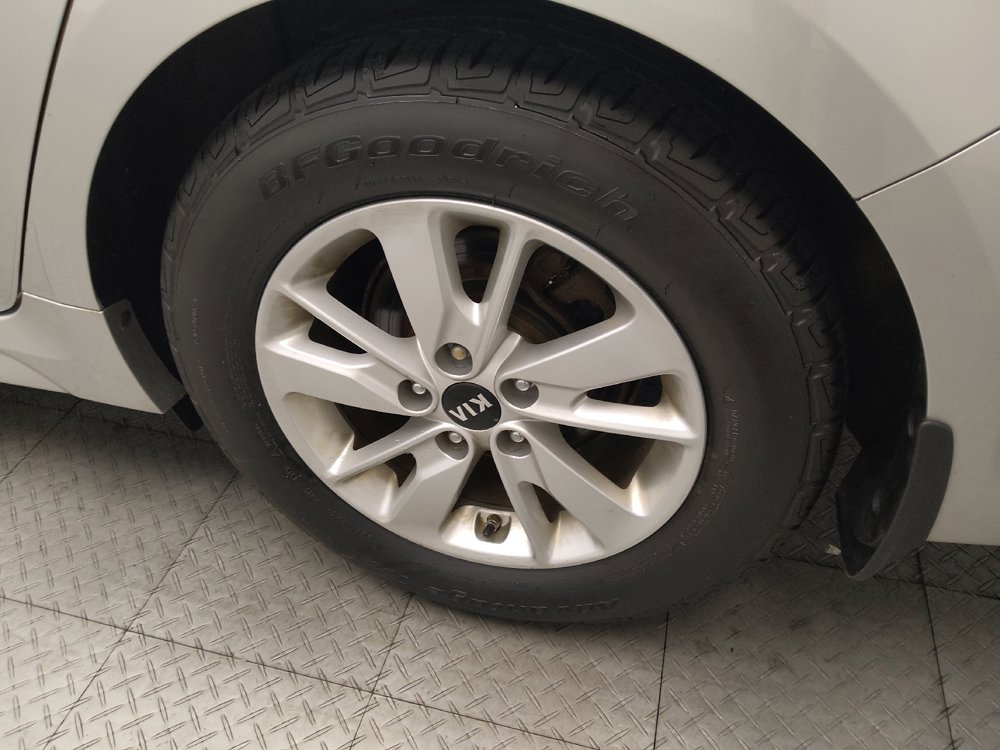 Used 2016 Kia Optima LX FWD image 31