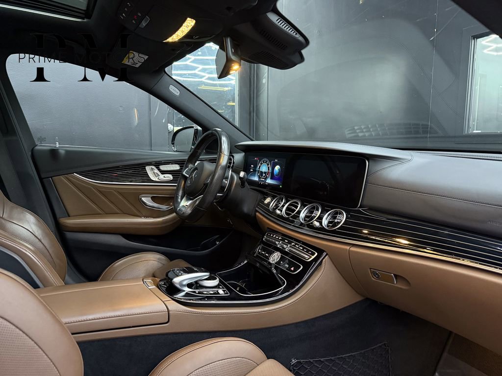 Used 2018 Mercedes-Benz E 63 AMG S image 26