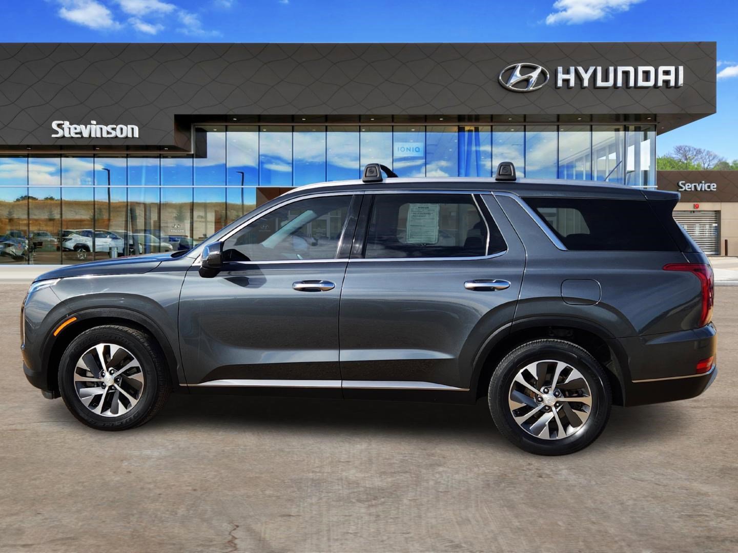 Used 2020 Hyundai Palisade SEL image 2