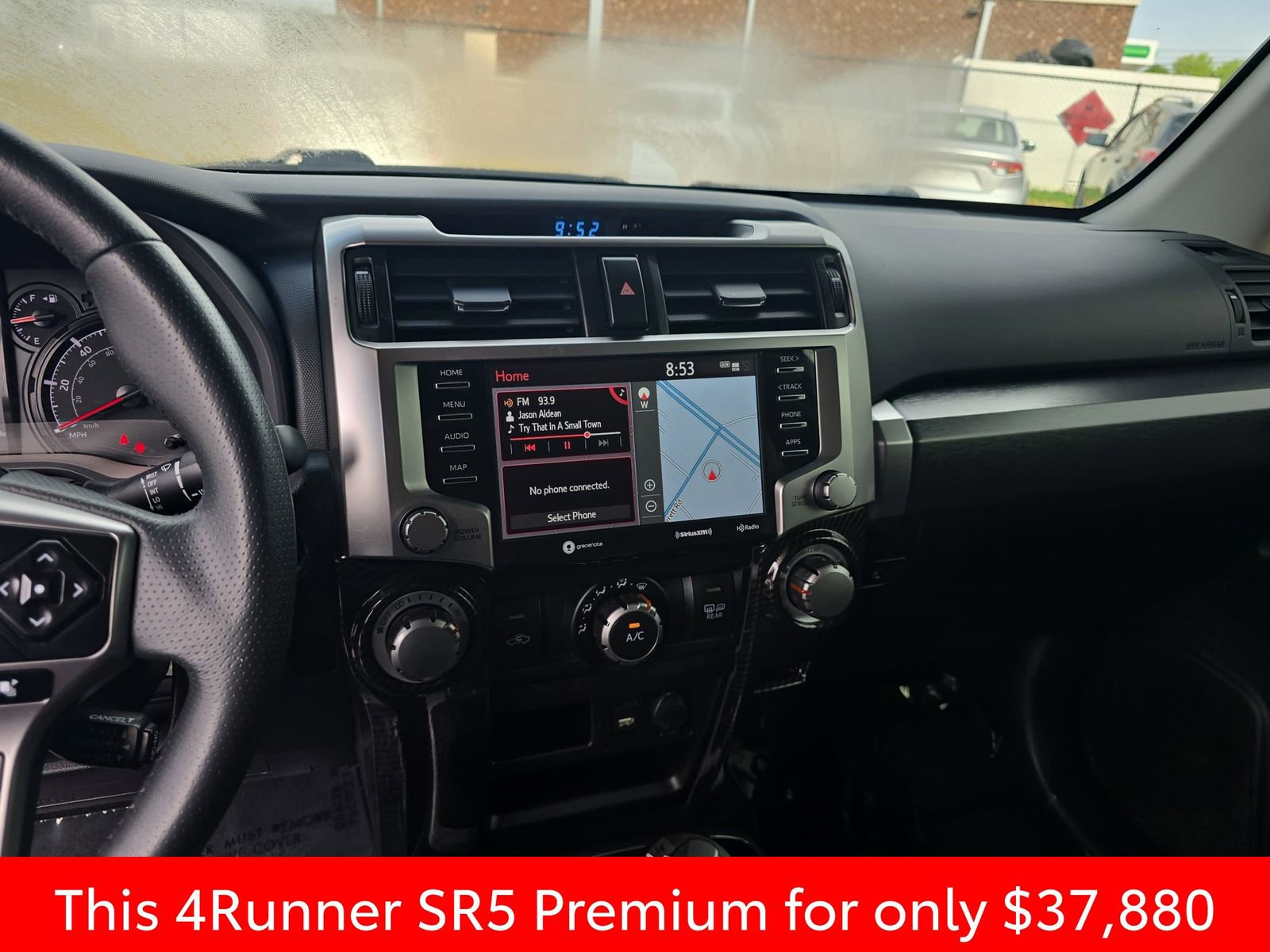 Used 2022 Toyota 4Runner SR5 Premium w/ Moonroof Package AWD/4WD image 25