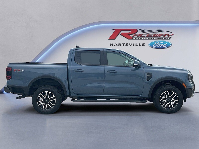 Used 2025 Ford Ranger Lariat w/ FX4 Off-Road Package AWD/4WD image 3
