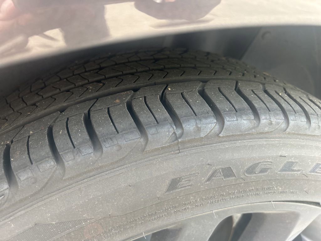 Used 2020 Dodge Charger SXT w/ Blacktop Package image 5