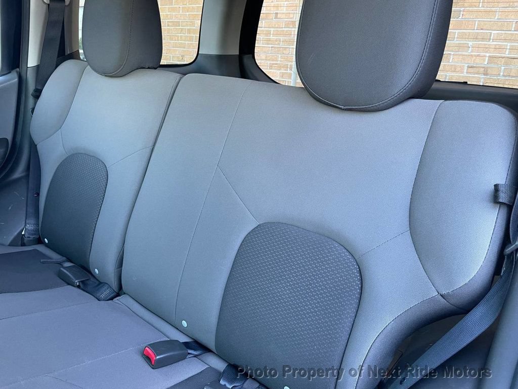 Used 2015 Nissan Xterra X RWD image 18