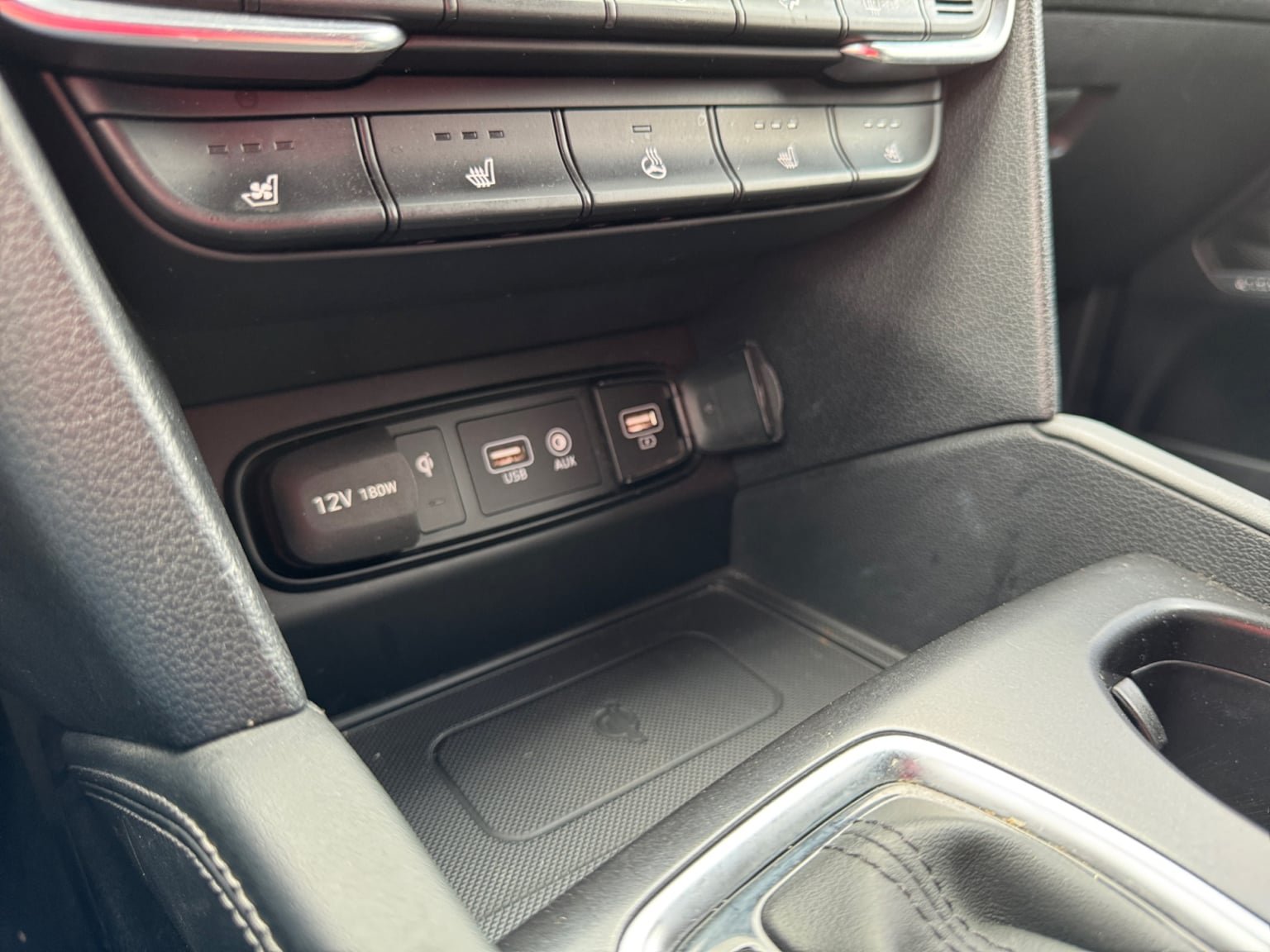 Used 2019 Hyundai Santa Fe FWD image 25