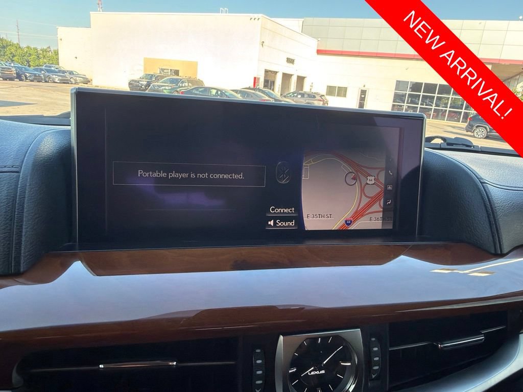 Used 2018 Lexus LX 570 4WD w/ Luxury Package image 10