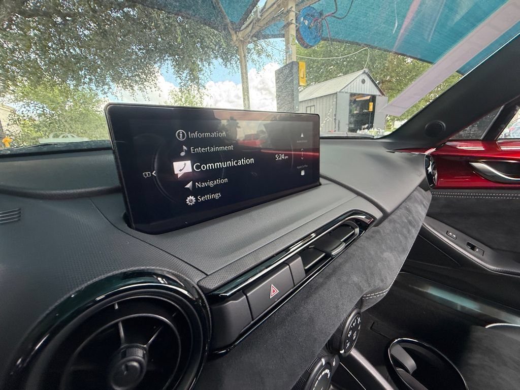 New 2026 MAZDA MX-5 Miata Club w/ Interior Package RWD image 19