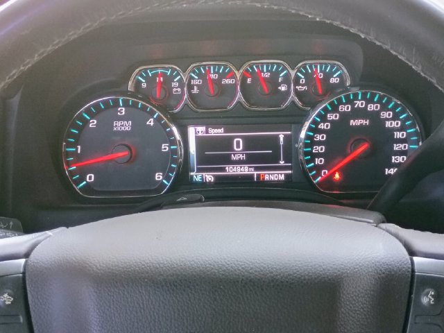 Used 2015 Chevrolet Suburban LT RWD image 30
