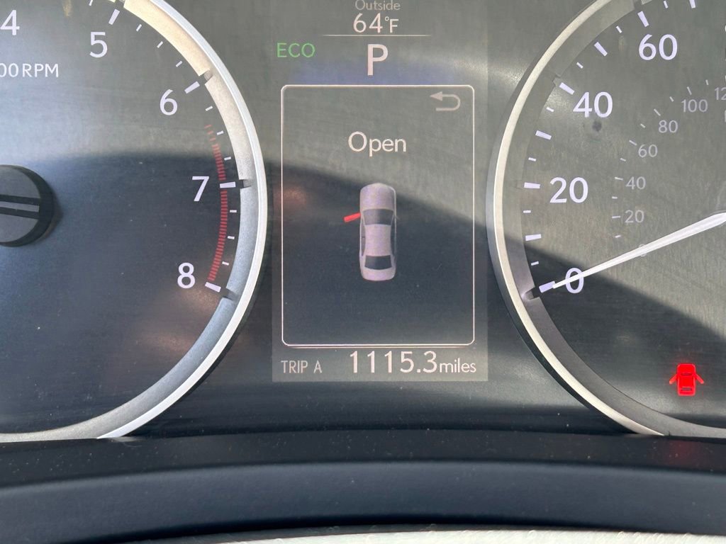 Used 2016 Lexus IS 300 AWD image 16