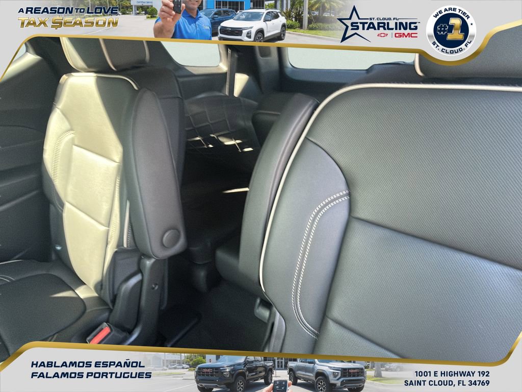 Used 2023 Chevrolet Traverse Premier w/ Redline Edition image 18