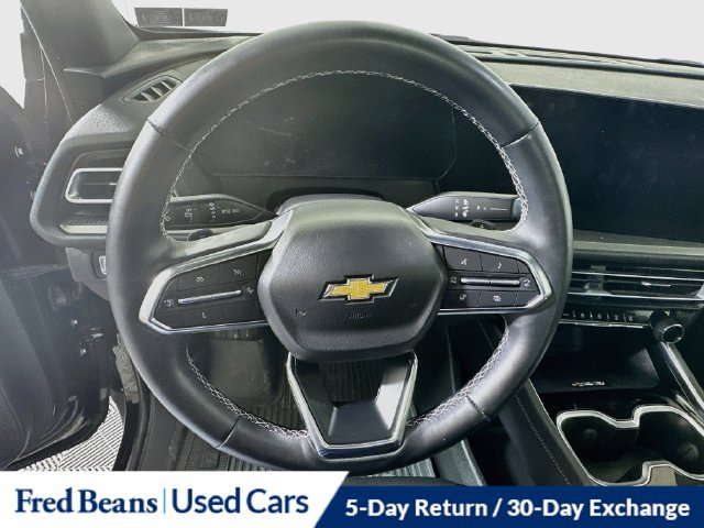 Used 2025 Chevrolet Traverse LT w/ Sun and Wheel Package AWD/4WD image 17