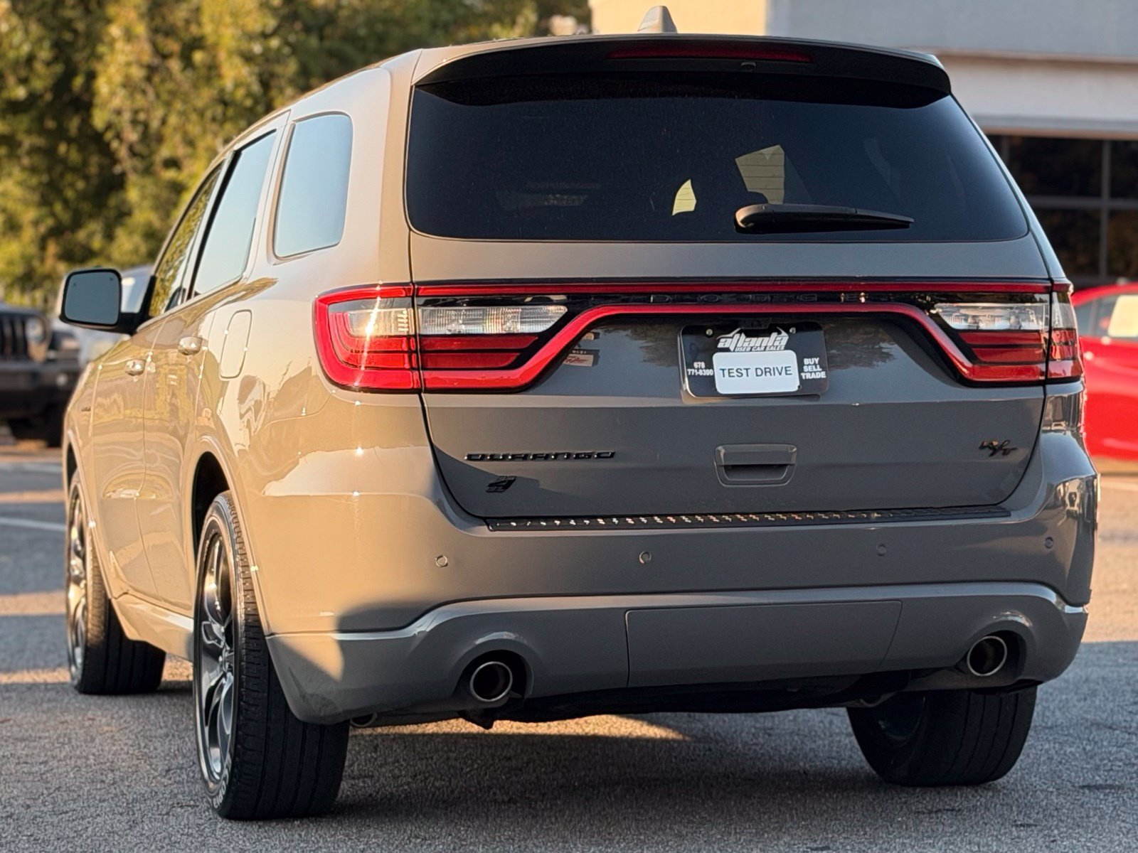 Used 2022 Dodge Durango R/T w/ Blacktop Package AWD/4WD image 3