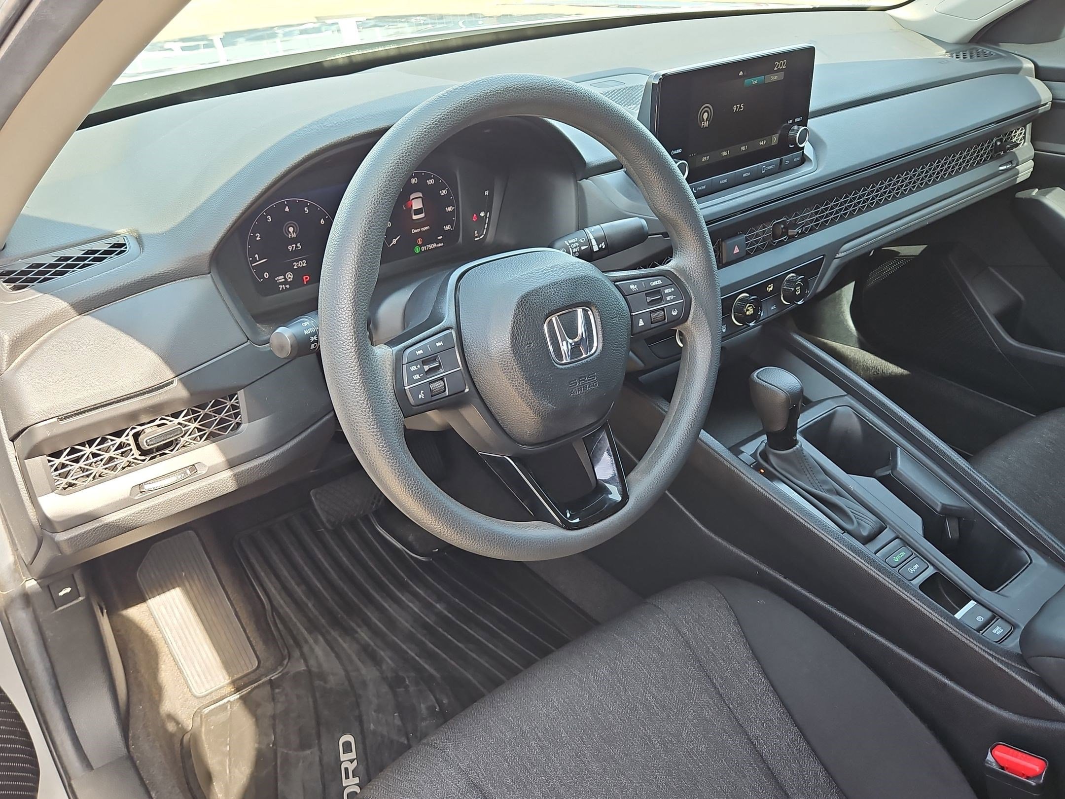 Used 2025 Honda Accord LX image 15