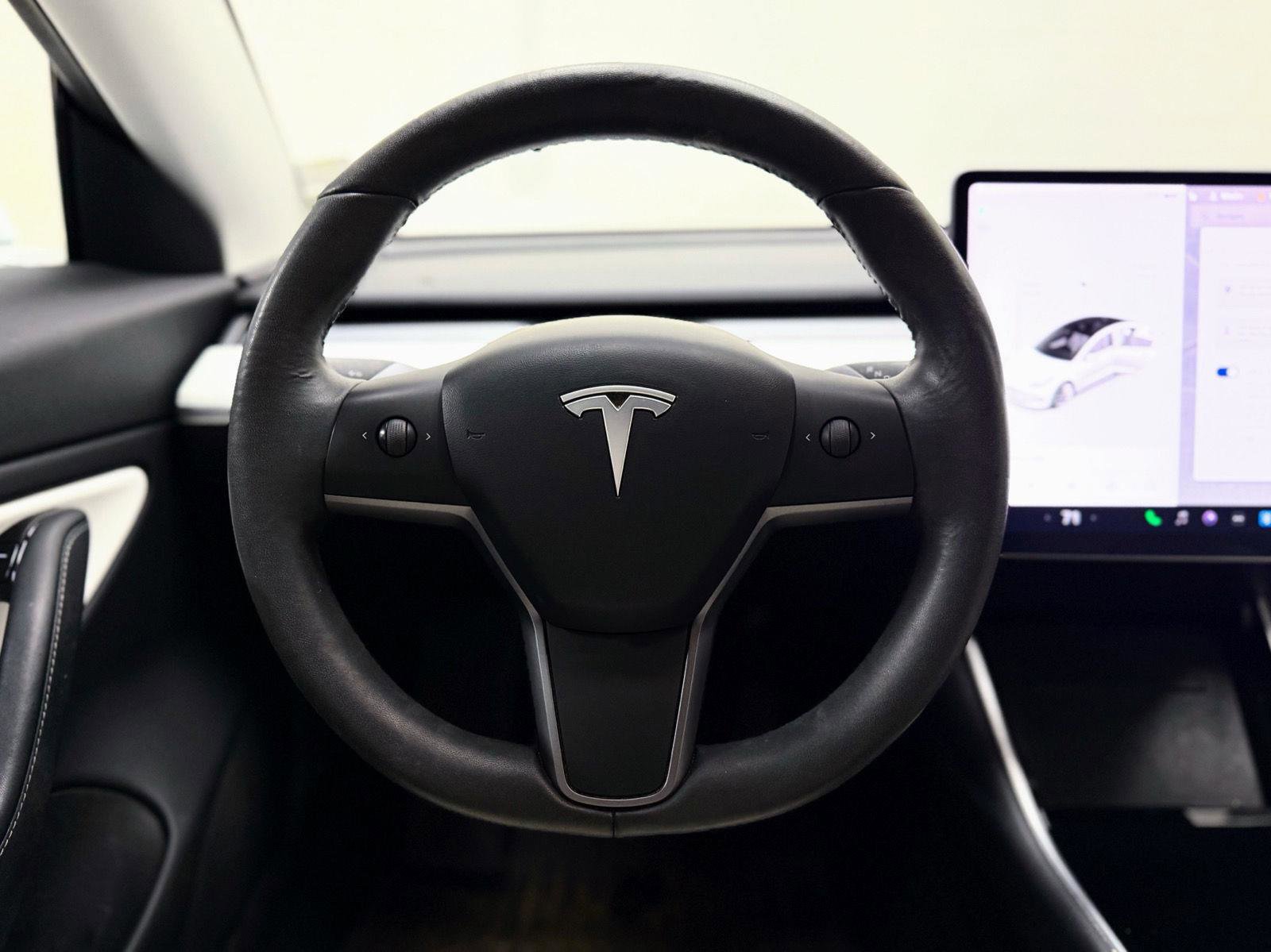 Used 2019 Tesla Model 3 Long Range image 17