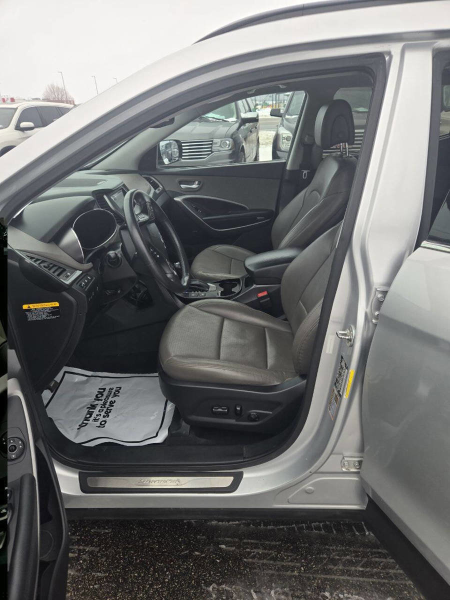 Used 2016 Hyundai Santa Fe Sport 2.0T w/ Option Group 05 image 3