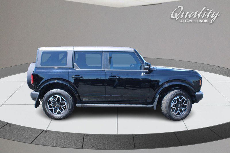 Used 2023 Ford Bronco Outer Banks AWD/4WD image 3