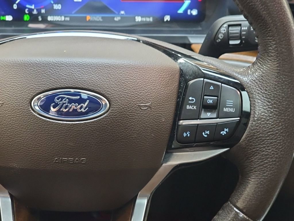 Used 2022 Ford Explorer King Ranch w/ Premium Technology Package image 22