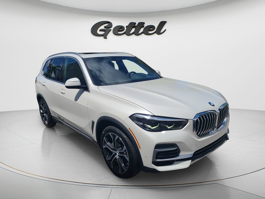 Used 2022 BMW X5 sDrive40i w/ Premium Package RWD image 5